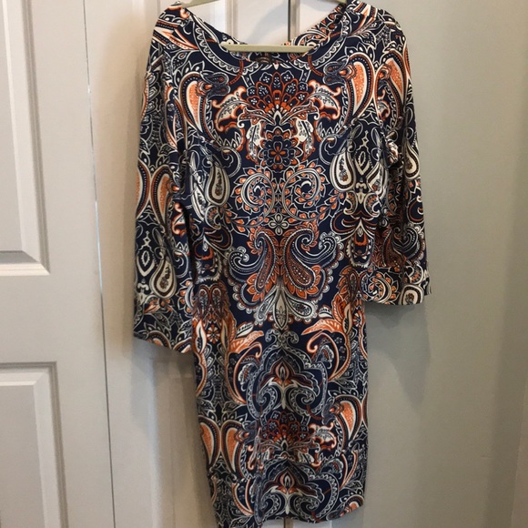 Dress - Picture 3 of 3